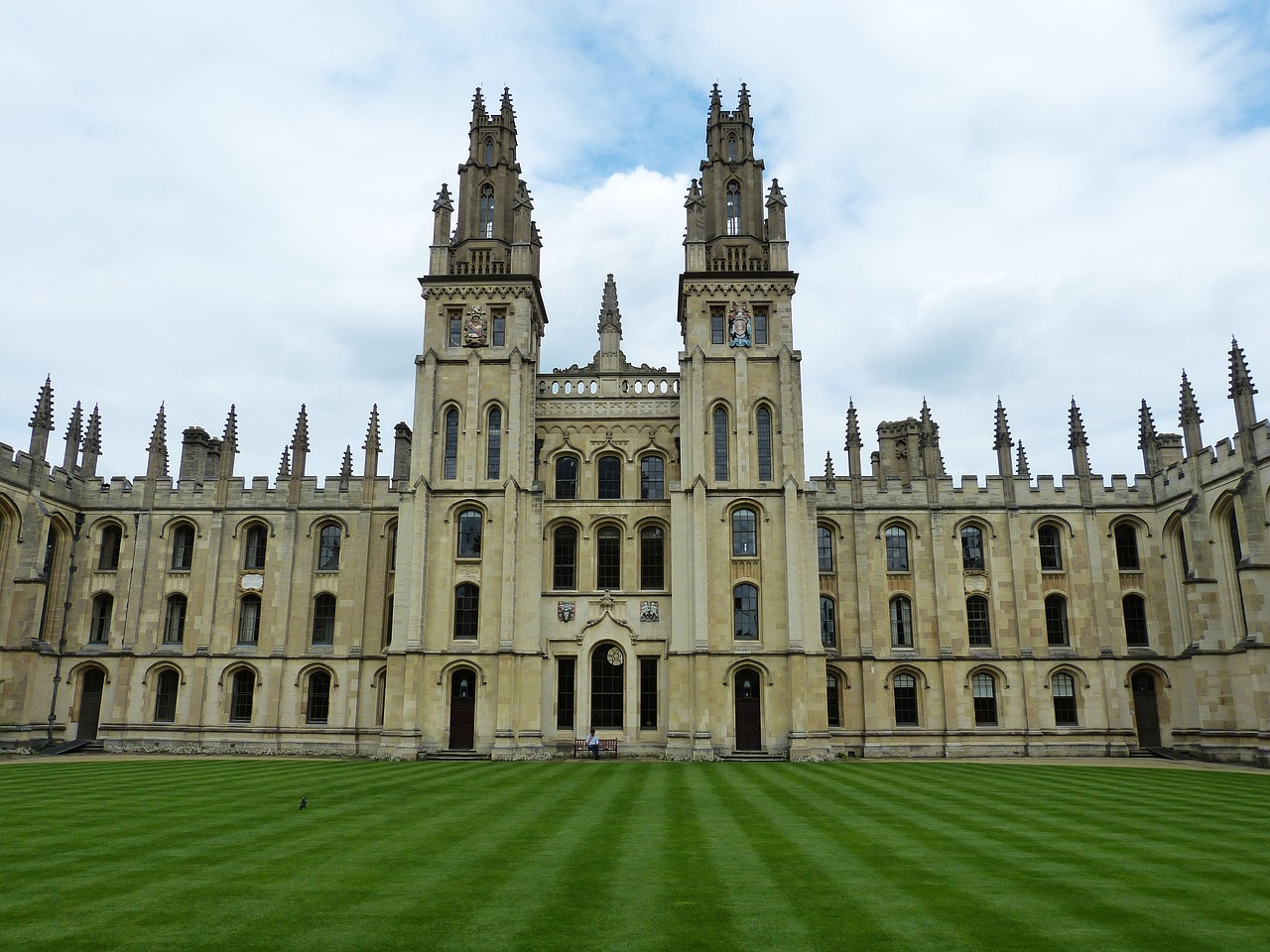 Top Reasons To Immigrate To United Kingdom 3 travel techies united kingdom 17